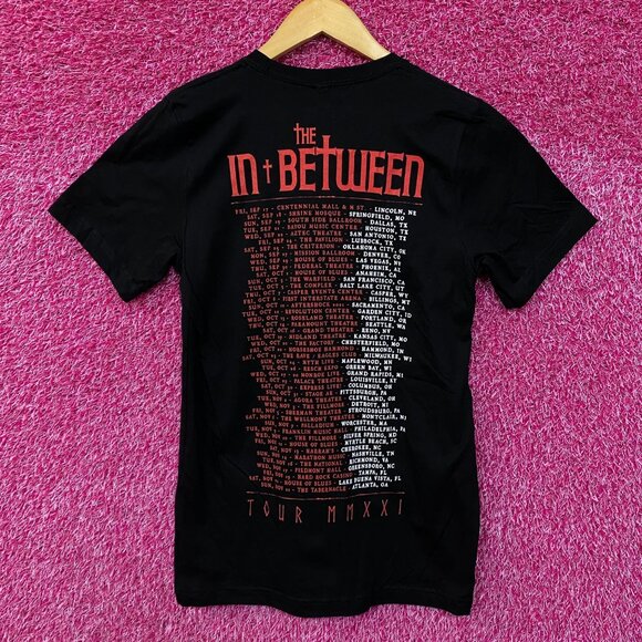 In This Moment The In-Between Tour Gothic Metal Band Tee S - Picture 3 of 4